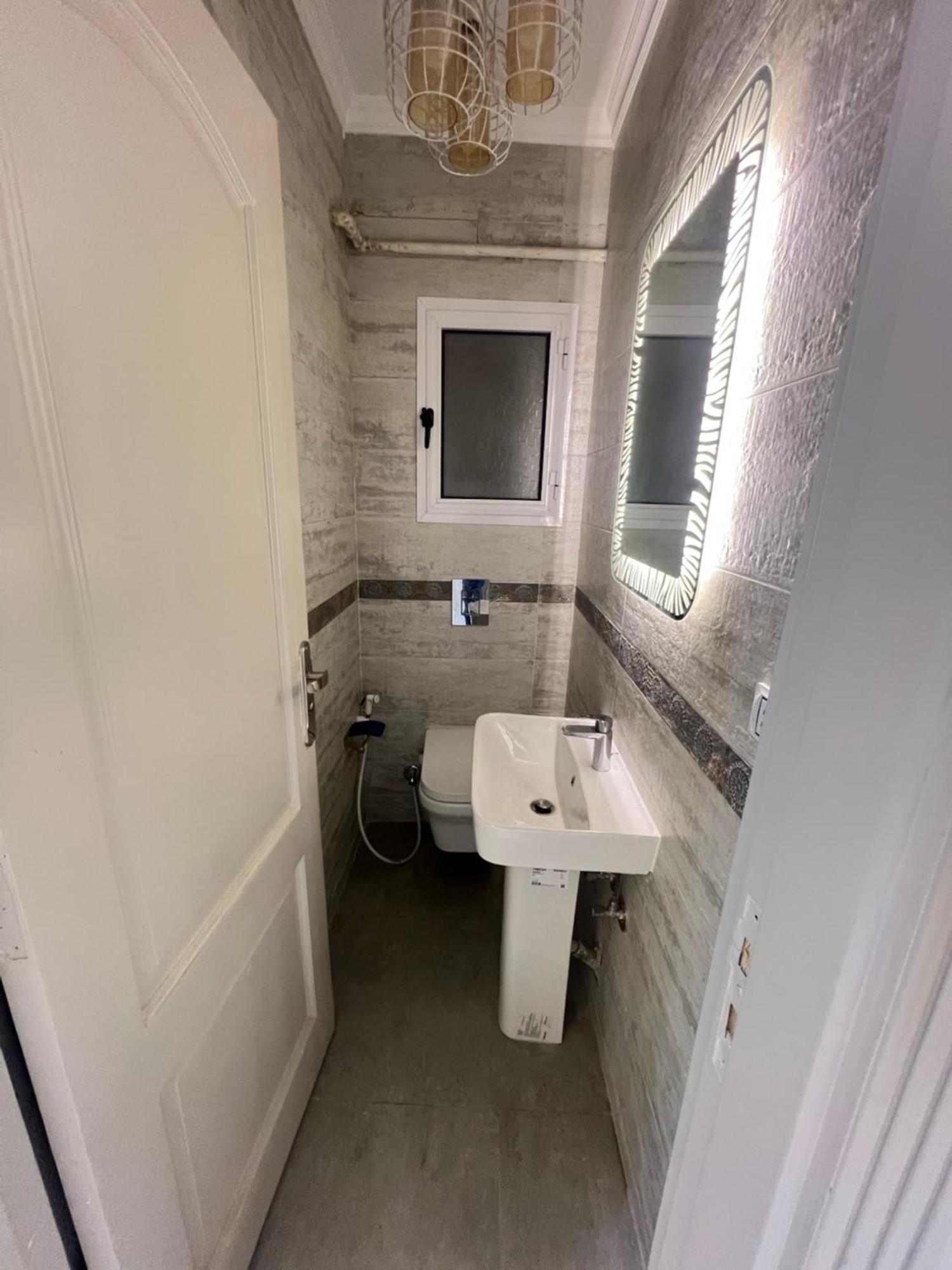220 Degla Maadi Apartment *